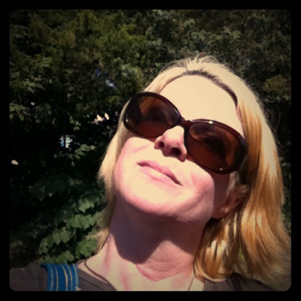 Meet your Posher, Laurel